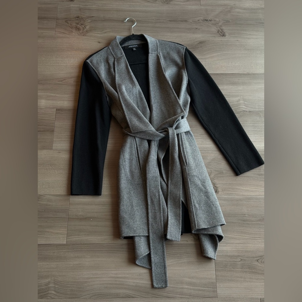 Neiman Marcus Black and Gray Cashmere Cardigan